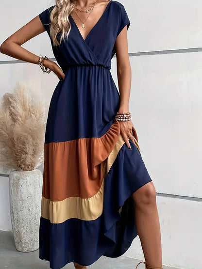 Edna - Pleated dress with color blocks