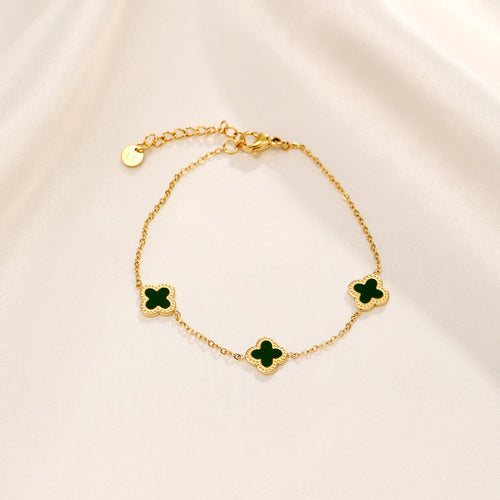 Gold-plated and green clover bracelet