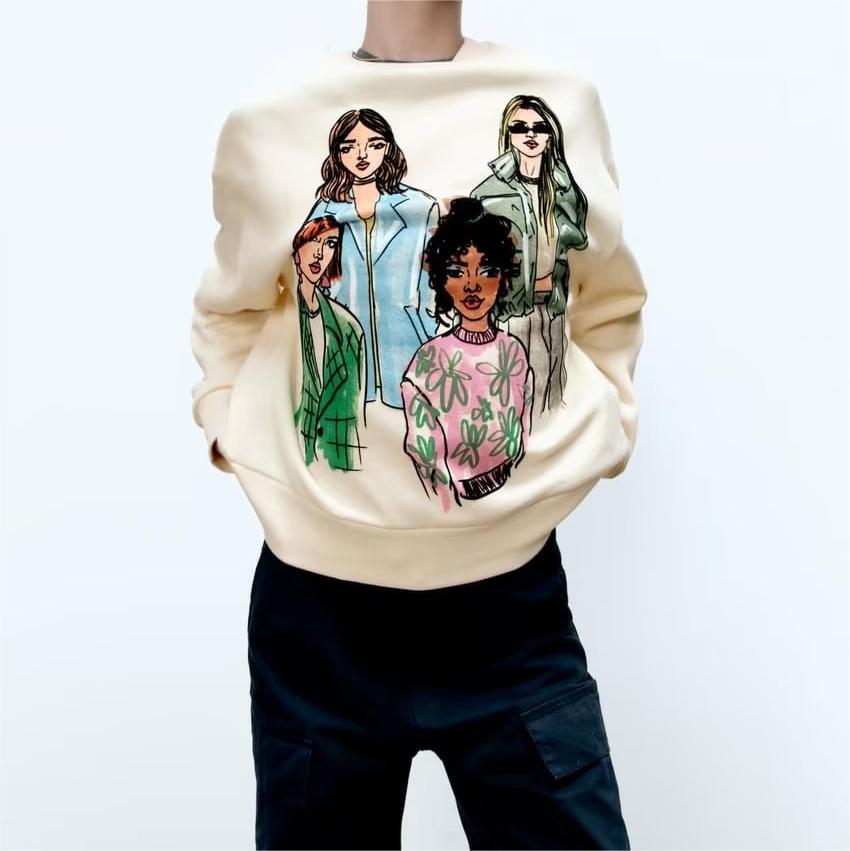 Illustrated sweatshirt with round neckline for women