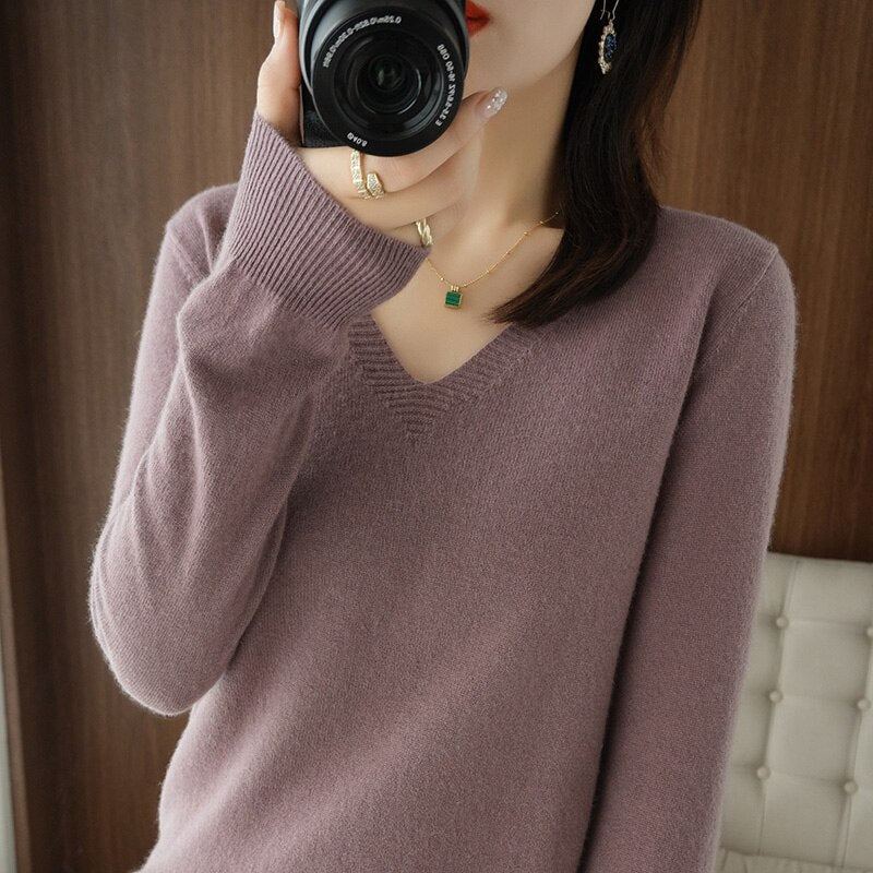 Halcyon | Ladies warm sweater | V-neck