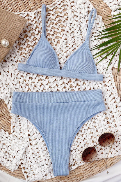 Amparo® | Bikini with triangle top and hotpants