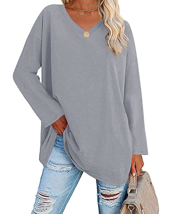 Plain-colored women's blouse with long sleeves and v-neckline