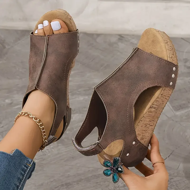 Shana - Retro wedge sandals for women