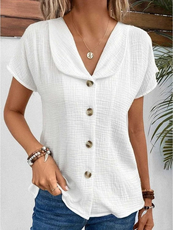 Vero Blouse | Chic Top with Stylish Collar and Button Accents