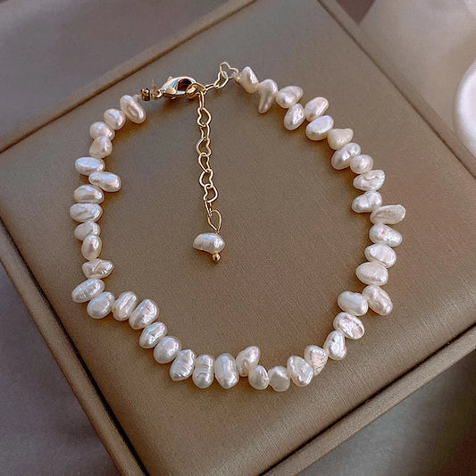 Freshwater Pearl Bracelet | With beautiful white pearls!