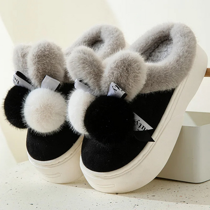 Warm and breathable slippers - Meret