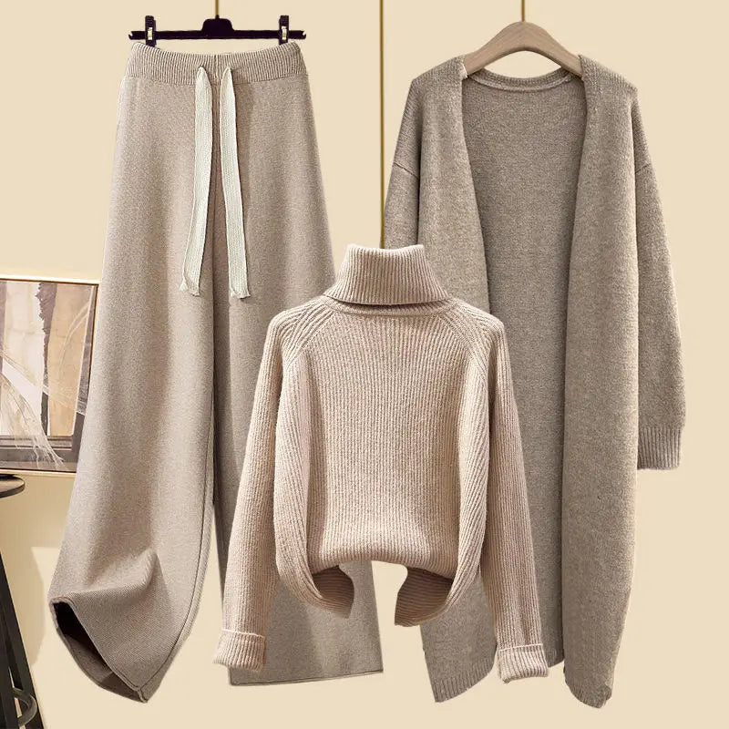 Elegant and warm women's turtleneck set