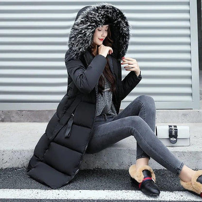 Elegant coat with hood for women