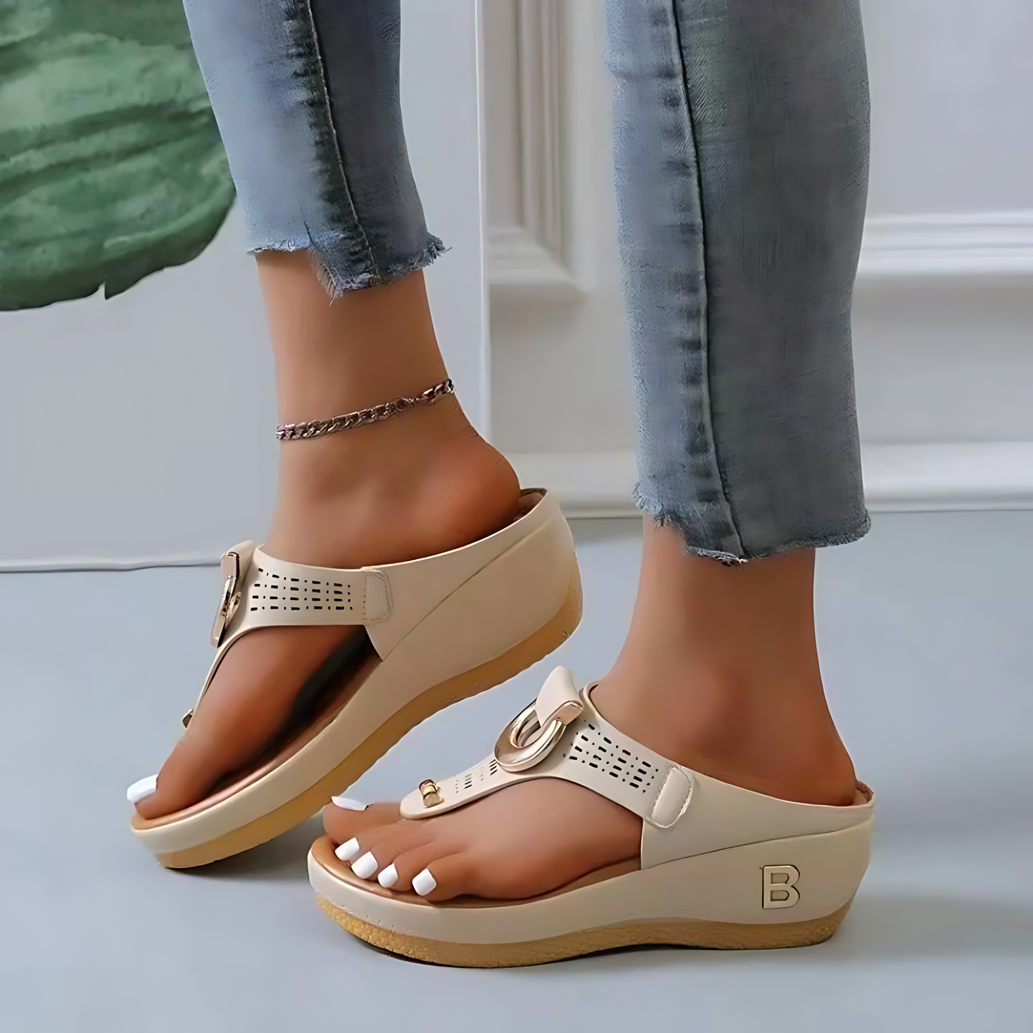 Aiah - Stylish High Sandals for Women