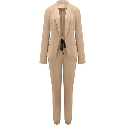 Lena | Slim-fit blazer and pants set in solid color