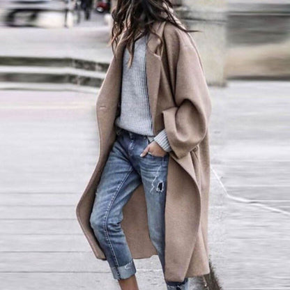 Elegant and fashionable winter coat - chic and warm for women