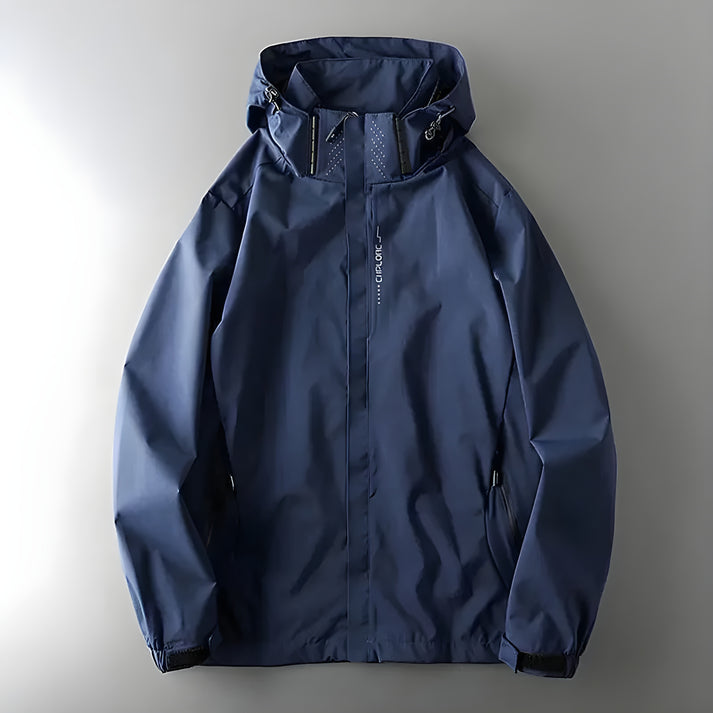 A water-resistant windbreaker: comfort and protection in all weathers