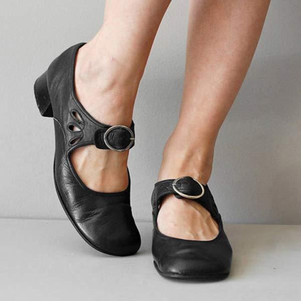 Anika | Vintage round toe shoes