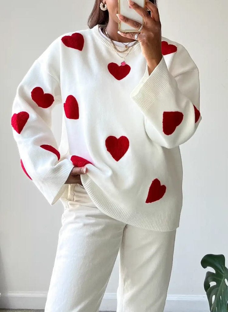 Sweater with heart pattern for women