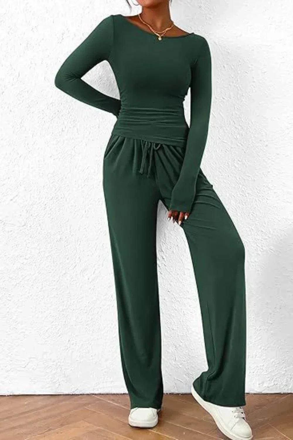 Amalia - Elegant Set with Long Sleeve Top and Pants for Women