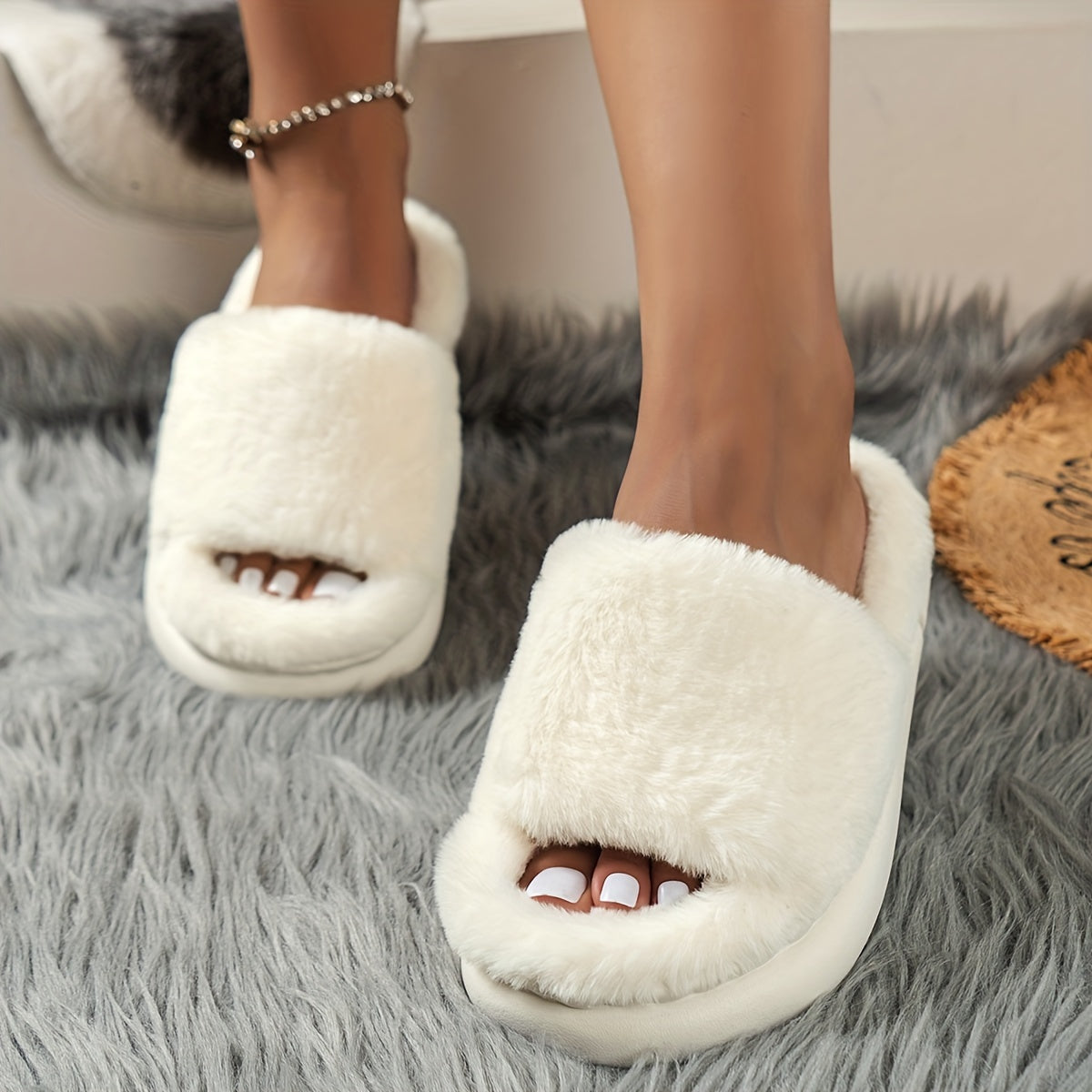 Jayla - Cozy Fluffy Slippers for Women