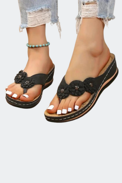 Women's flat orthopedic summer sandals with flowers - Felice