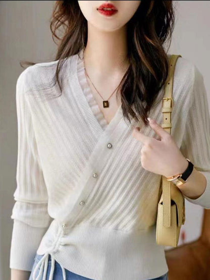 Emmy Blouse | Long Sleeve V-Neck Blouse