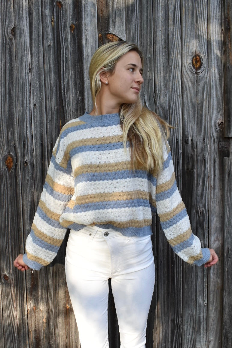 Women's Comfortable Sweater - Perfect for a Casual Look