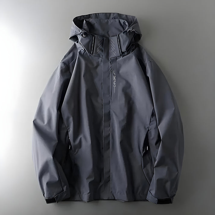 A water-resistant windbreaker: comfort and protection in all weathers