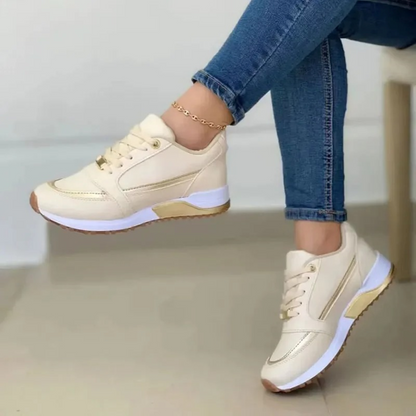 Liv | Sporty leather women's shoes with soft white sole