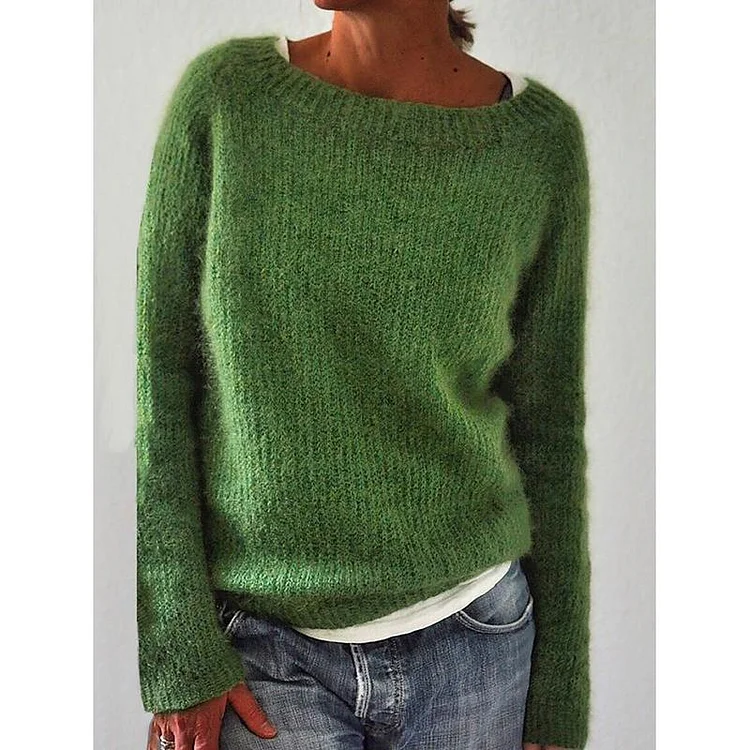 Women's classic knitted sweater in basic color