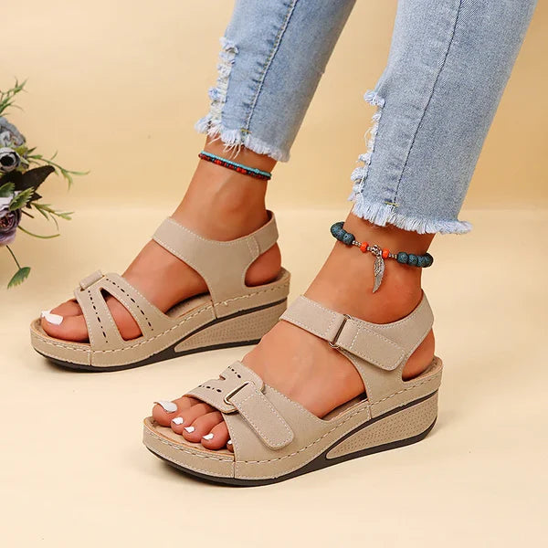 Women's roman sandals with velcro closure