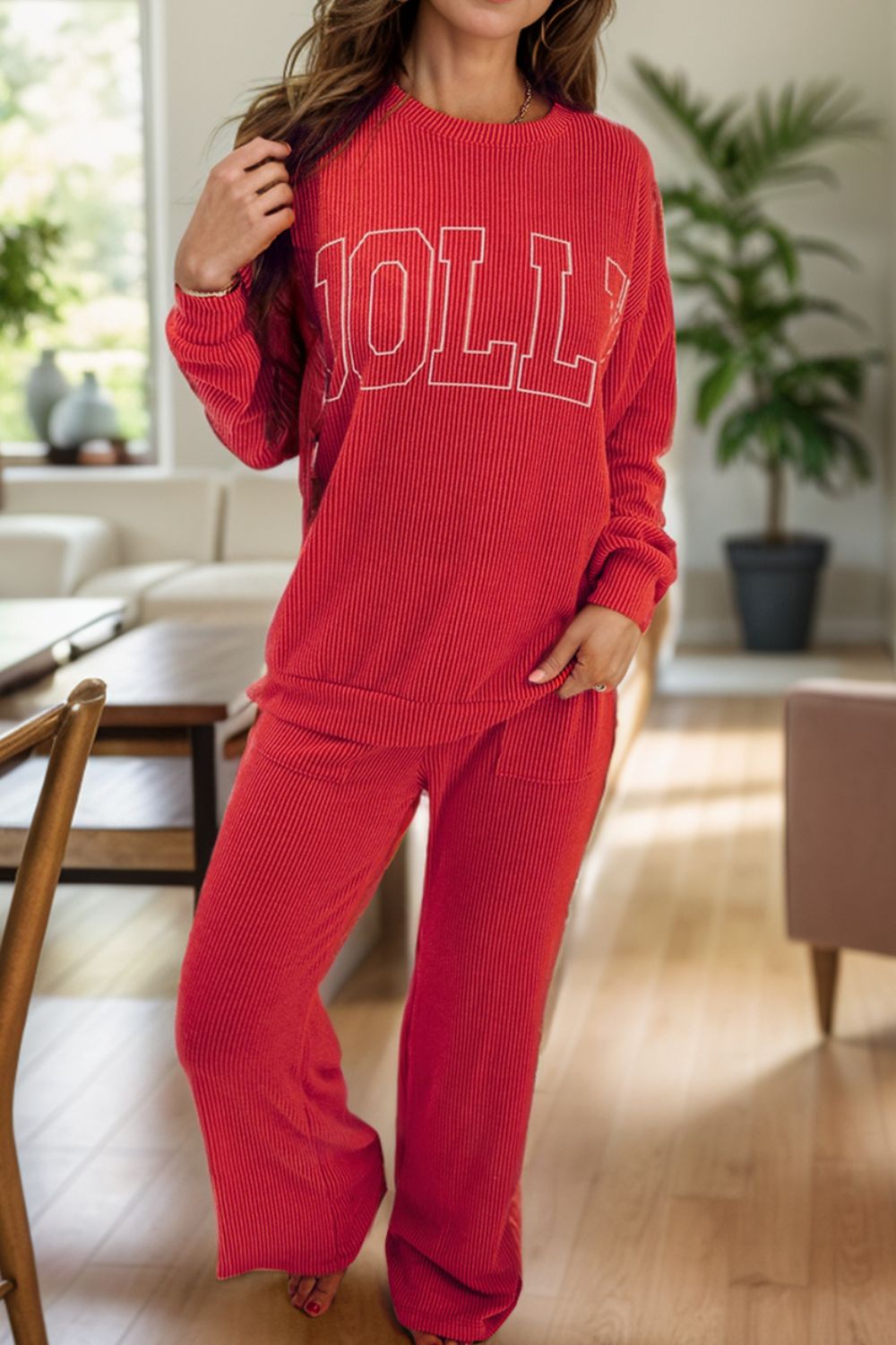 Lena - Dark red Women's lounge set with long-sleeved top, scoop neck and pants