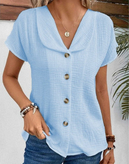 Vero Blouse | Chic Top with Stylish Collar and Button Accents