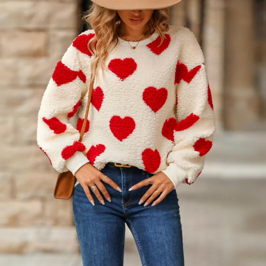 Nina - Warm sweatshirt with heart motif