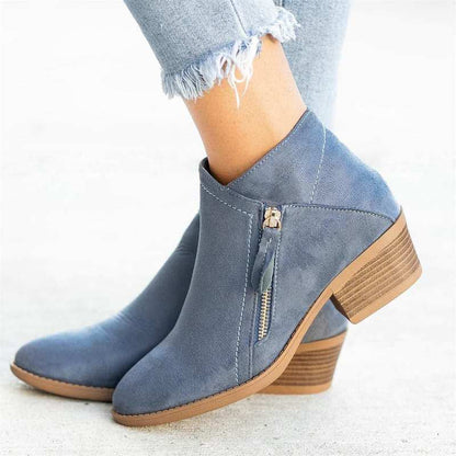 Ankle boots with pointed toe