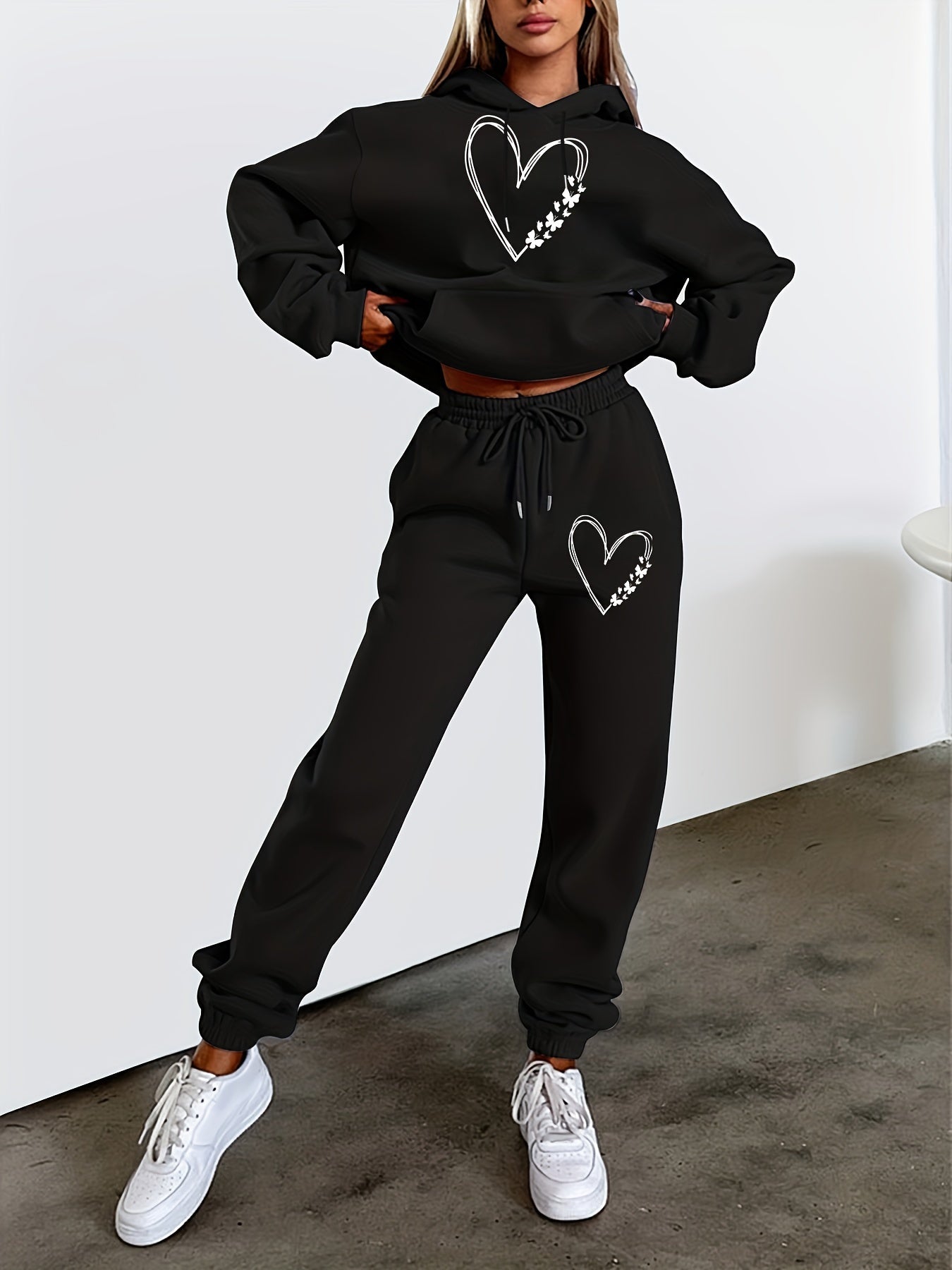 Jess | Trendy Hoodie &amp; Joggers Tracksuit Set Love - Ideal For Fall/Winter