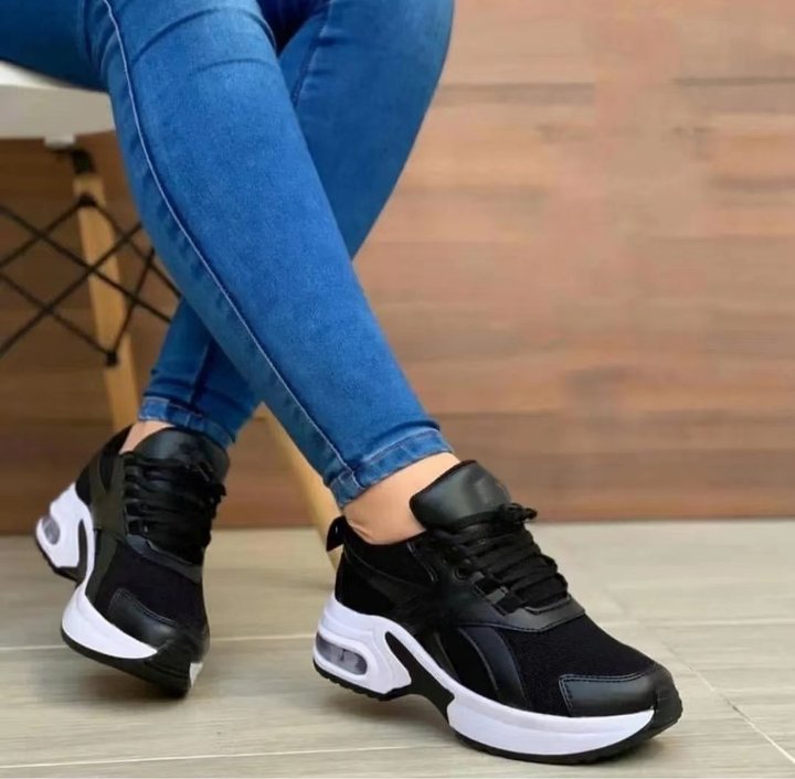 Casual women's platform shoes