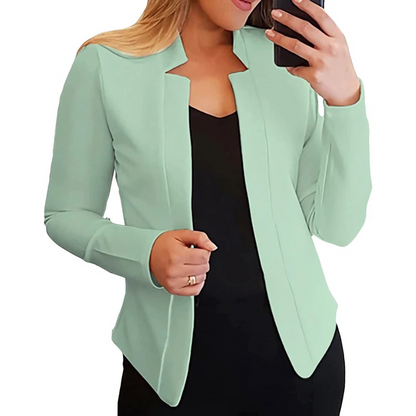 Lotte | Small women's blazer in solid color