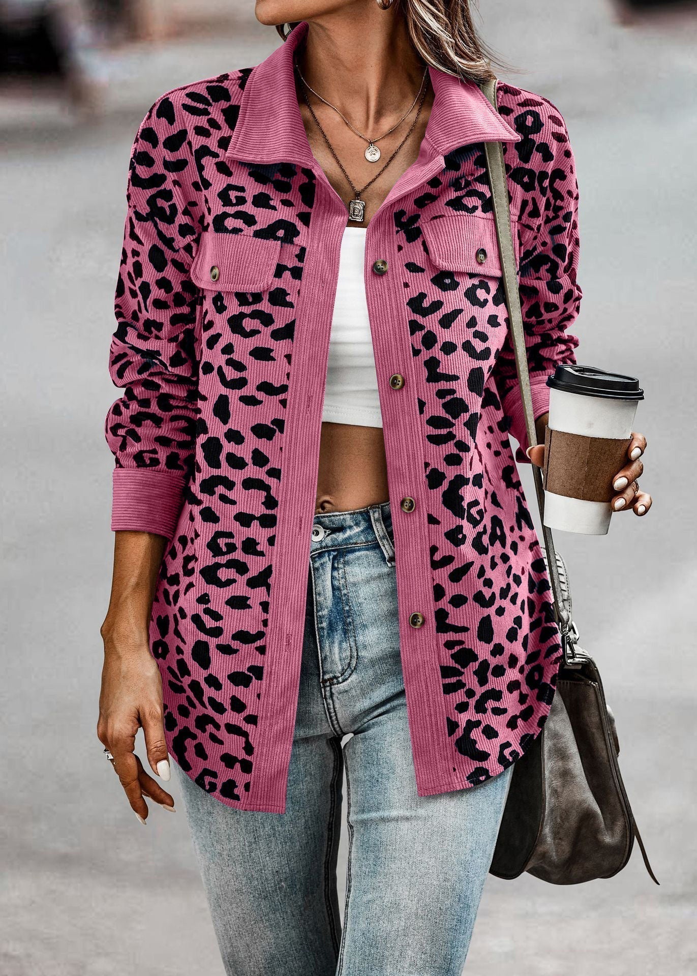 Emmy | Ladies chic jacket with leopard print