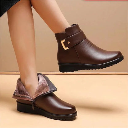 Women's Boots with Metal Buckle of Genuine Leather and Wool