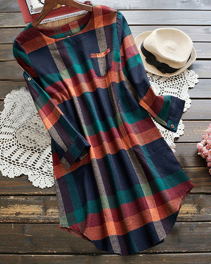 Long-sleeved dress with check print