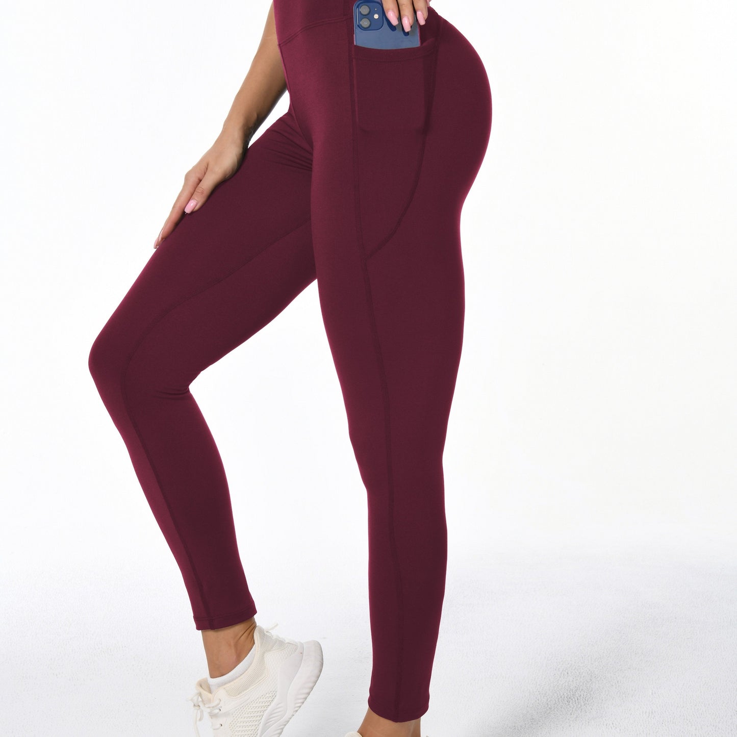 Sophie | Soft stretchy women's sports leggings with billift and pockets