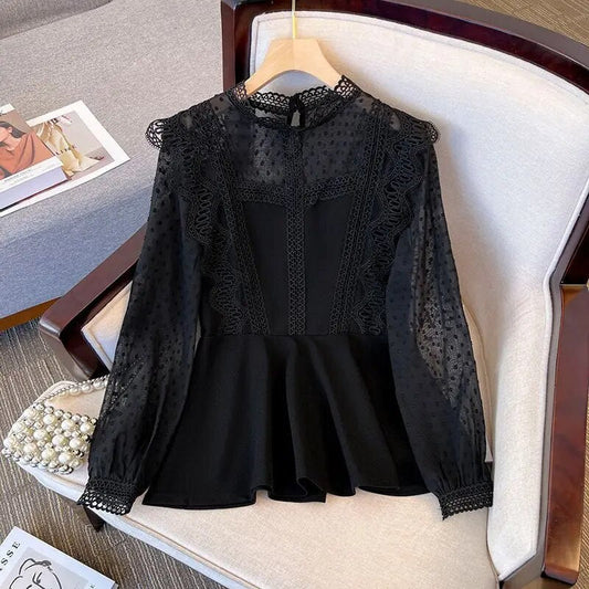 Scarlett - Elegant lace blouse