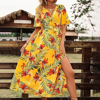 Clara - Dress with belt in tropical print and high waist