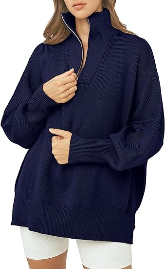 Zipper turtleneck sweater with V-neck and long sleeves