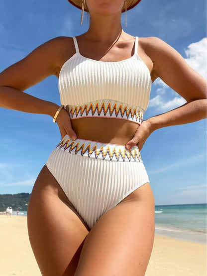 Push-Up Bikini - Timeless - Flattering - Ideal for Beach Life