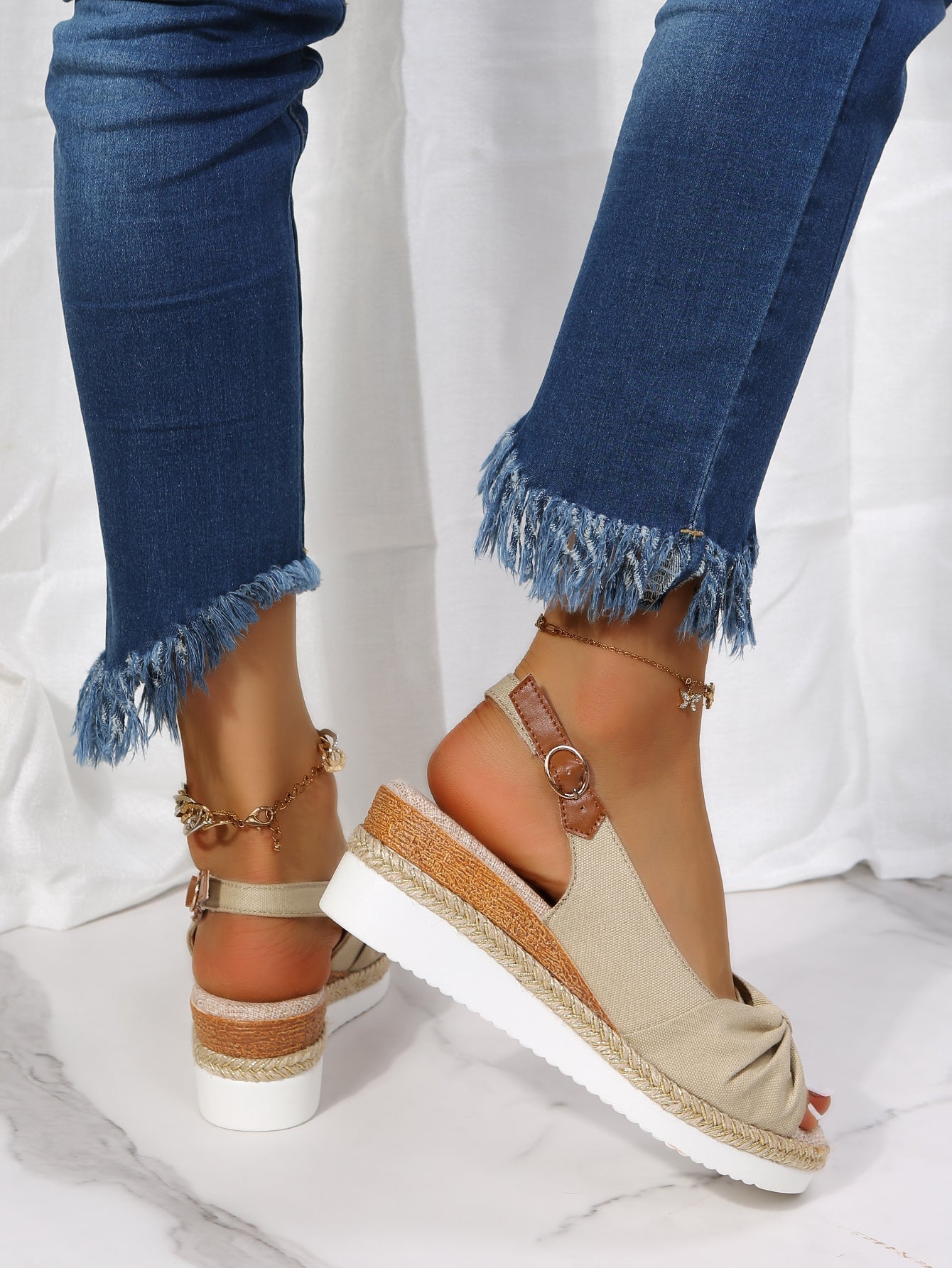 Alba - Wedge sandals with buckle fastening