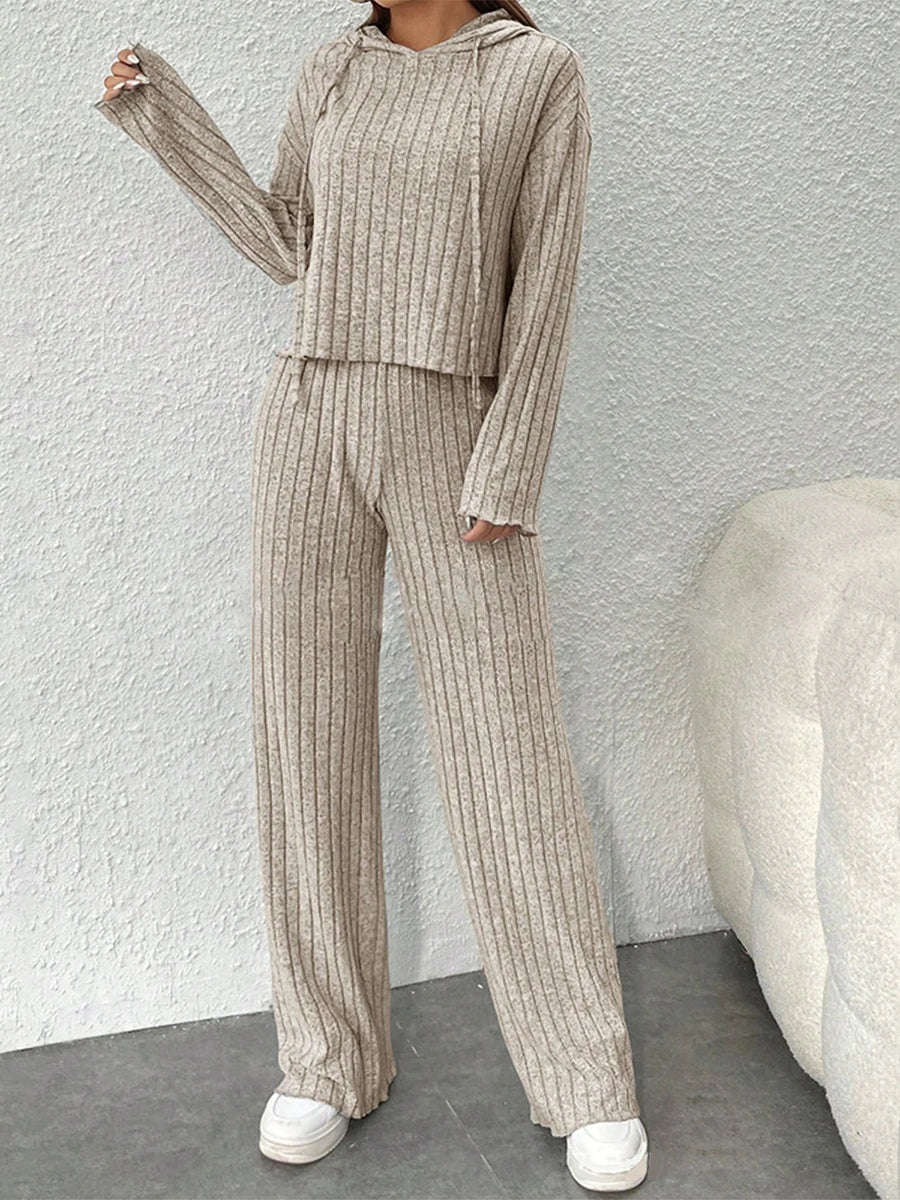 Set of knitted hoodie and wide trousers - Alora