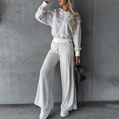 Mira - Women's Hoodie and Pant Set