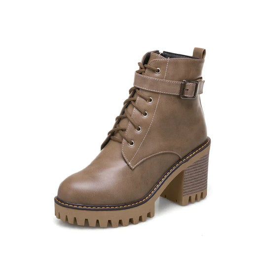 Elegant lace-up boots - Galilea