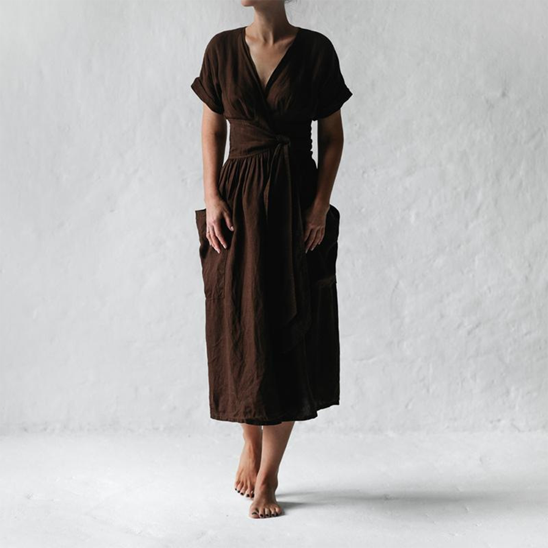 Avah - Elegant V-neck dress