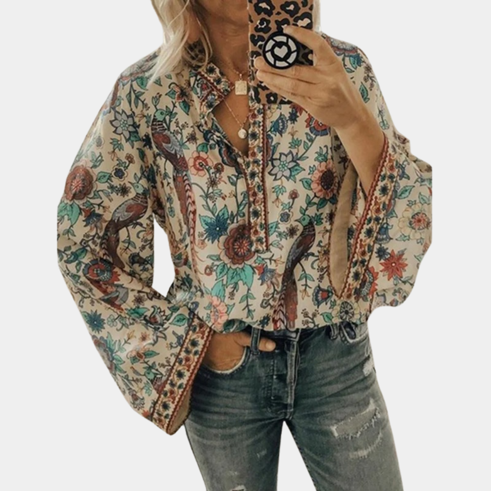 Cynthia - Women's blouse with floral pattern.