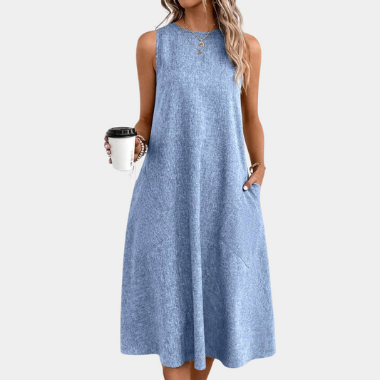 Simple women's round neck dress