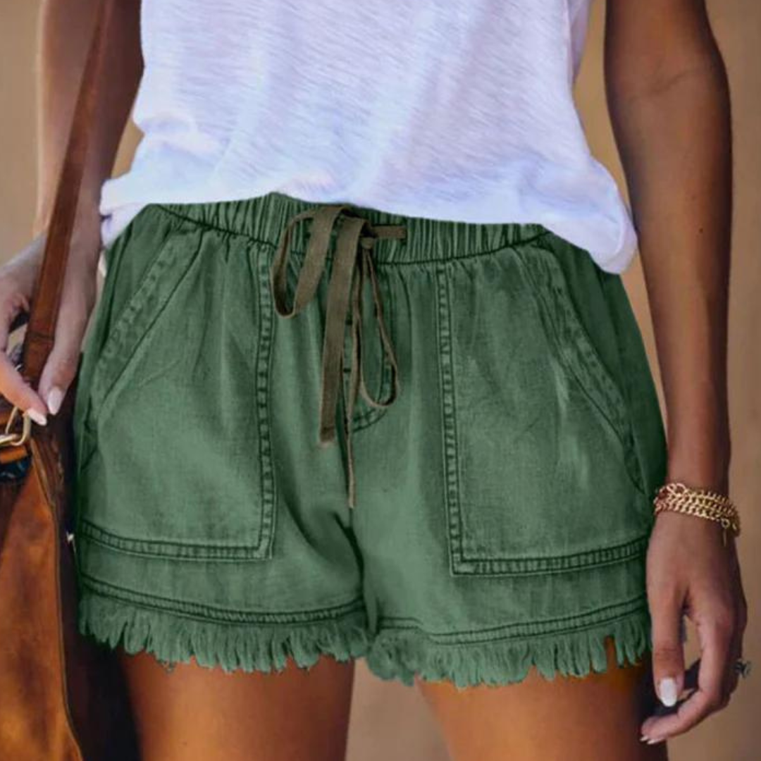 Delfine - Effortless style women's shorts with side pockets